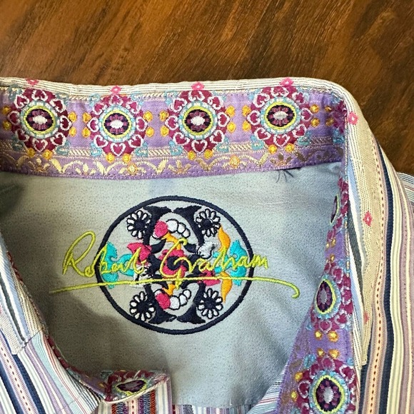 ROBERT GRAHAM Contrast-Trim Striped Button-Up Shirt Multi Embroidered - Picture 8 of 10